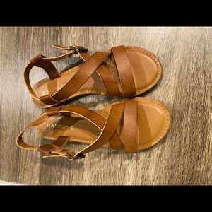 Ladies sandals
